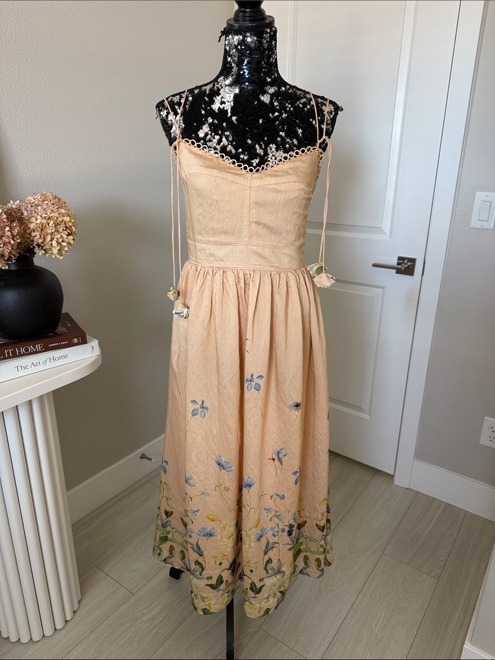 En Saison Blush Peach Floral Midi Dress with Spaghetti Straps - Picture 2 of 10